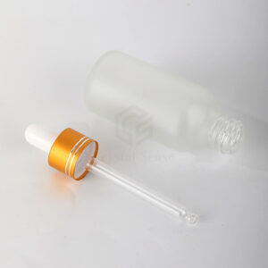 glass dropper bottle for essential oil