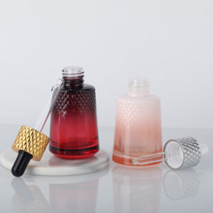 glass cosmetic bottles