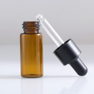 essential oil sample test glass dropper bottle