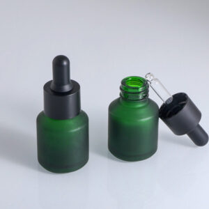 skin serum dropper bottle