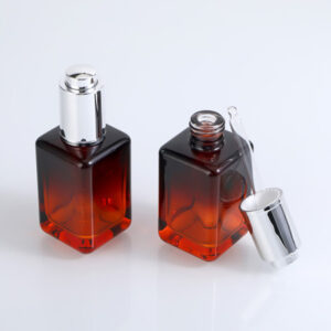 cosmetic dropper bottle