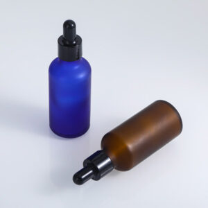 face serum bottle