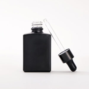 essential oil dropper bottle